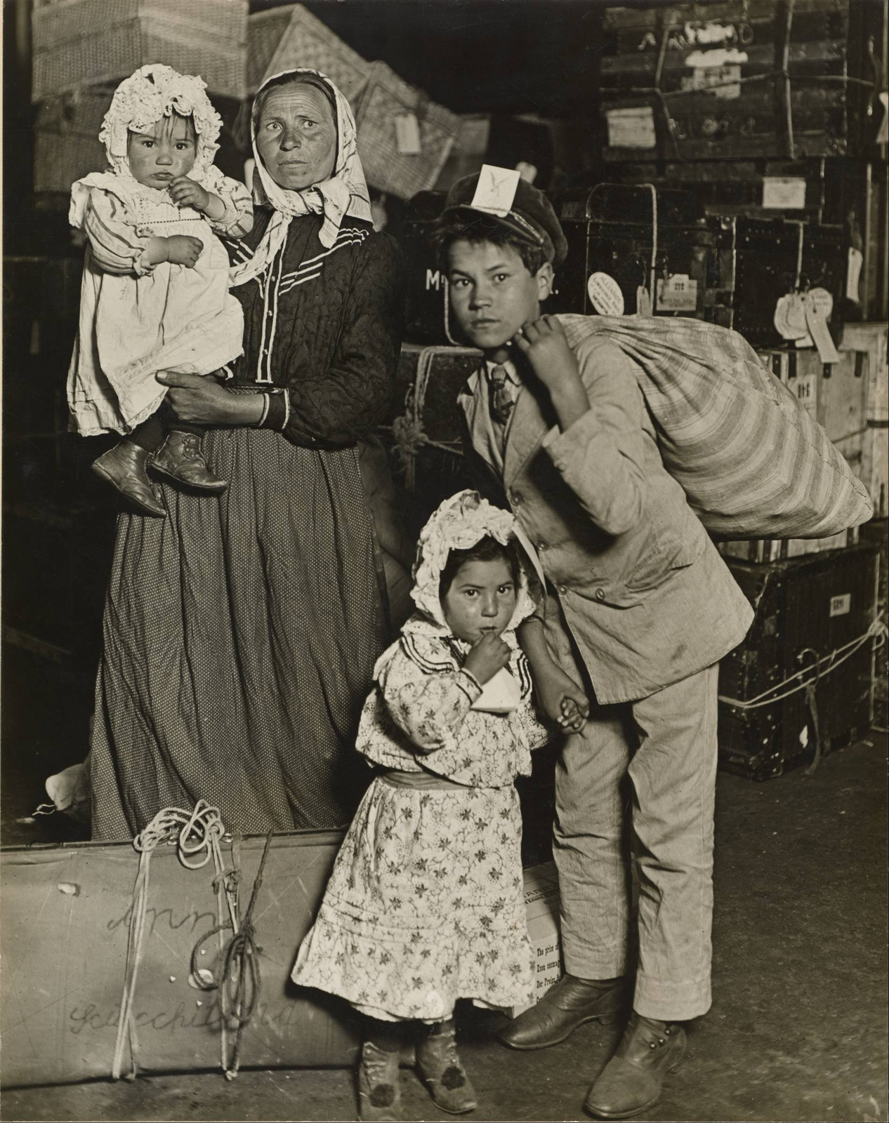 Old photograph of an Italian family